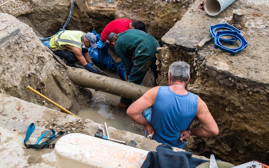 comment déboucher des wc Bois-Colombes