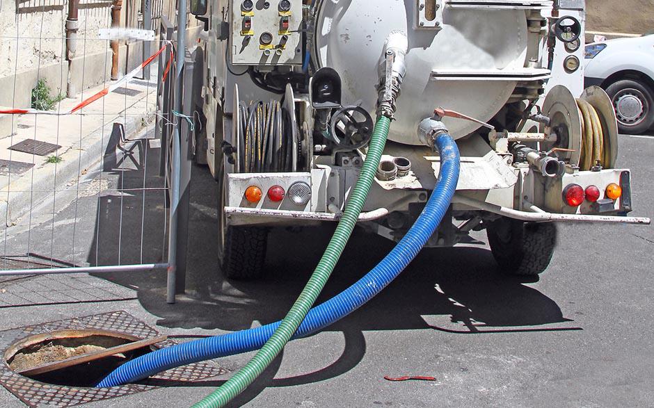 comment déboucher une canalisation Bois-Colombes